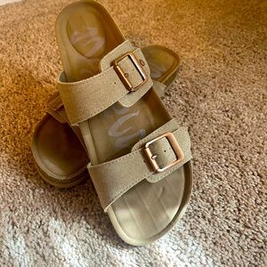 Target brand women’s sandals. Size 8. Never worn.